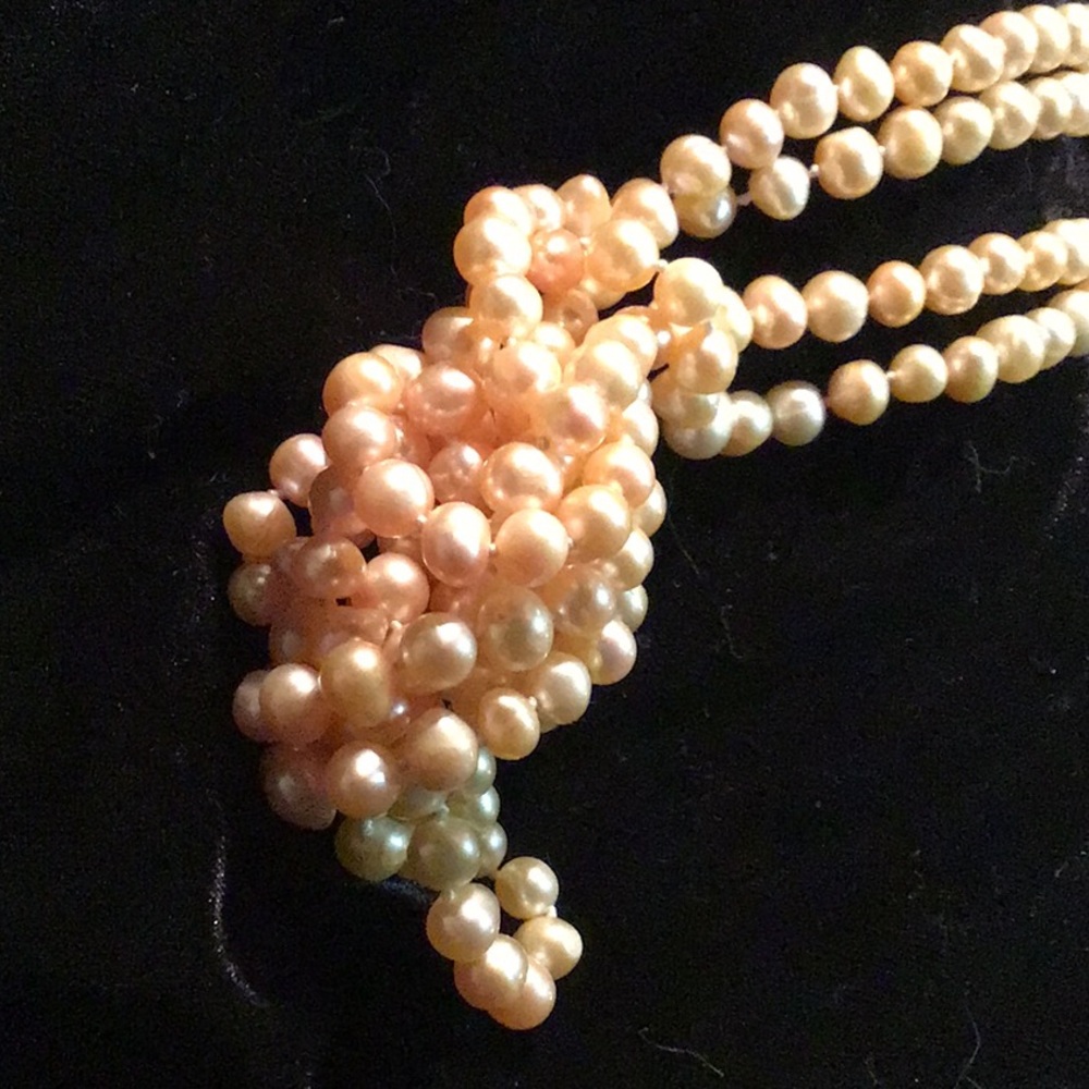 100 inches of beautiful pink pearls